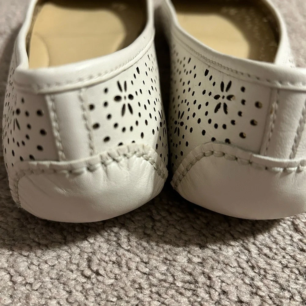 Michael Kors Cream Perforated Leather Logo Ballet Flats - Picture 5 of 8